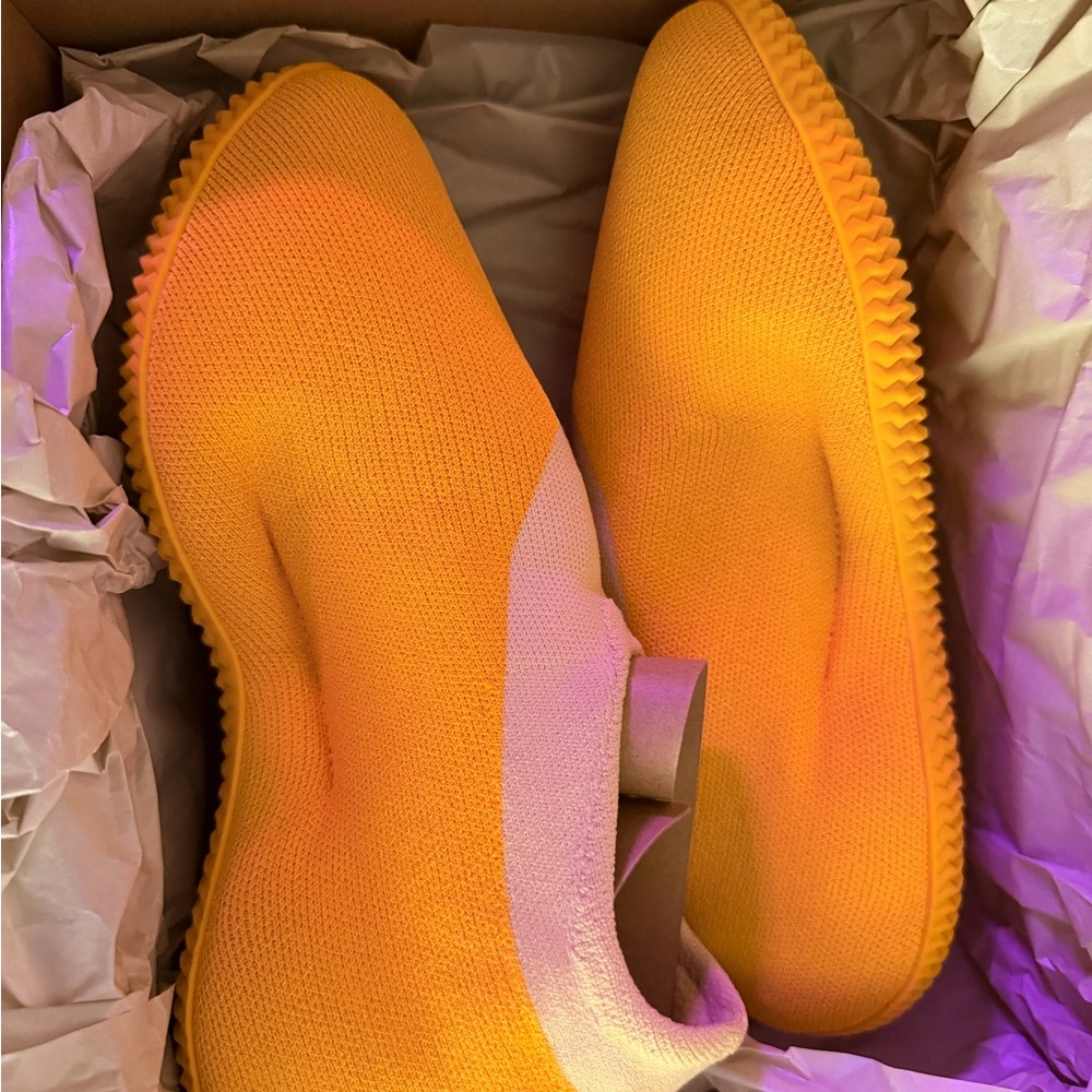 Yeezys - Picture 2 of 4